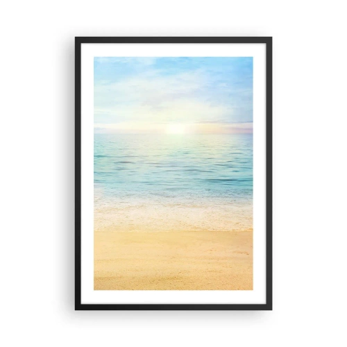 Plakát v černém rámu - Klidný výhled na pláž a moře při východu slunce - 50x70cm - Velká modř - Moderní nástěnná dekorace do obývacího pokoje a ložnice ARTTOR
