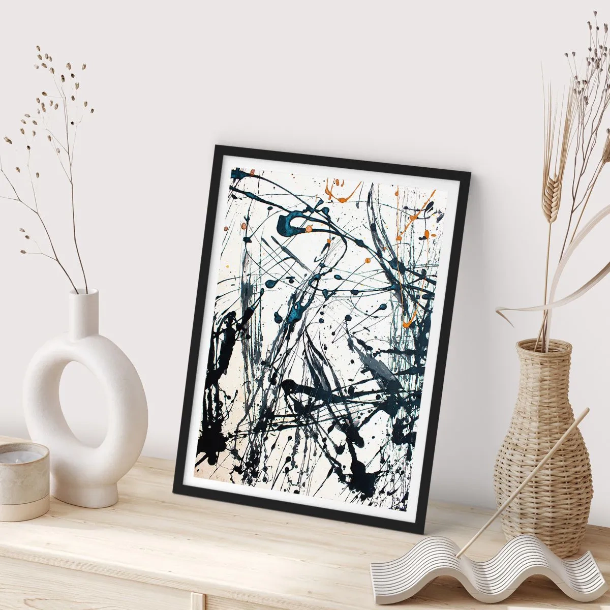 Plakát v černém rámu - Expresivní abstrakce ve stylu gestické malby - 50x70cm - Expresionistická abstrakce - Moderní nástěnná dekorace do obývacího pokoje a ložnice ARTTOR