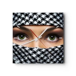 Nástěnné hodiny - Portrét zahalené zelenooké krásky - 30x30 cm