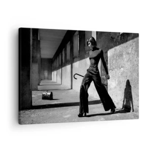 Obraz na plátně - Stylová žena v industriálním prostředí - 70x50cm - Městská elegance - Moderní nástěnná dekorace do obývacího pokoje a ložnice ARTTOR