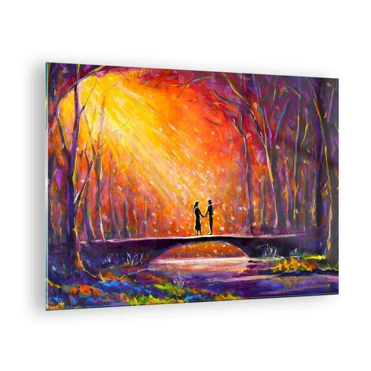 Obraz na skle - Pár na mostě ve světle zapadajícího slunce, obklopený stromy. - 70x50cm - Nebe je taky miluje - Moderní nástěnná dekorace do obývacího pokoje a ložnice ARTTOR