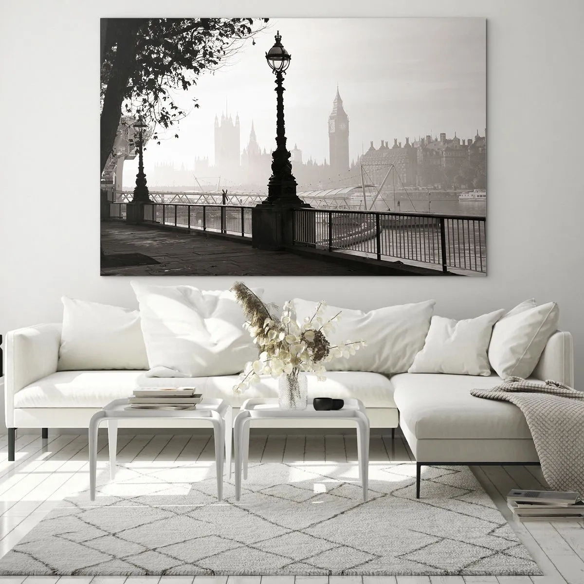 Obraz na skle - Černobílá fotografie londýnské promenády s Big Benem - 70x50cm - Londýnské ráno - Moderní nástěnná dekorace do obývacího pokoje a ložnice ARTTOR