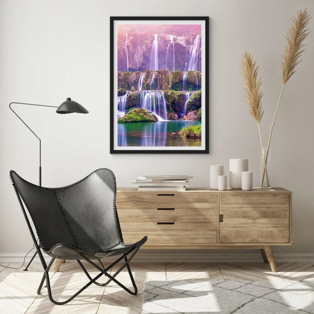 Plakát v černém rámu - Vodopád obklopený zelení - 50x70cm - Schody do nebe - Moderní nástěnná dekorace do obývacího pokoje a ložnice ARTTOR