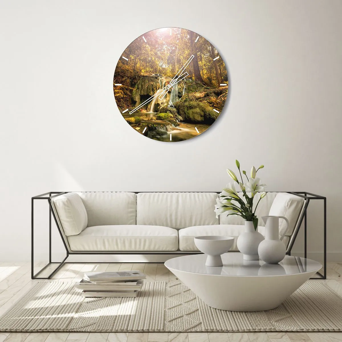 Nástěnné hodiny - Lesní vodopád na slunci - 30x30cm - Lesní vodopád v zelené - Moderní nástěnná dekorace do obývacího pokoje, kuchyně a ložnice ARTTOR
