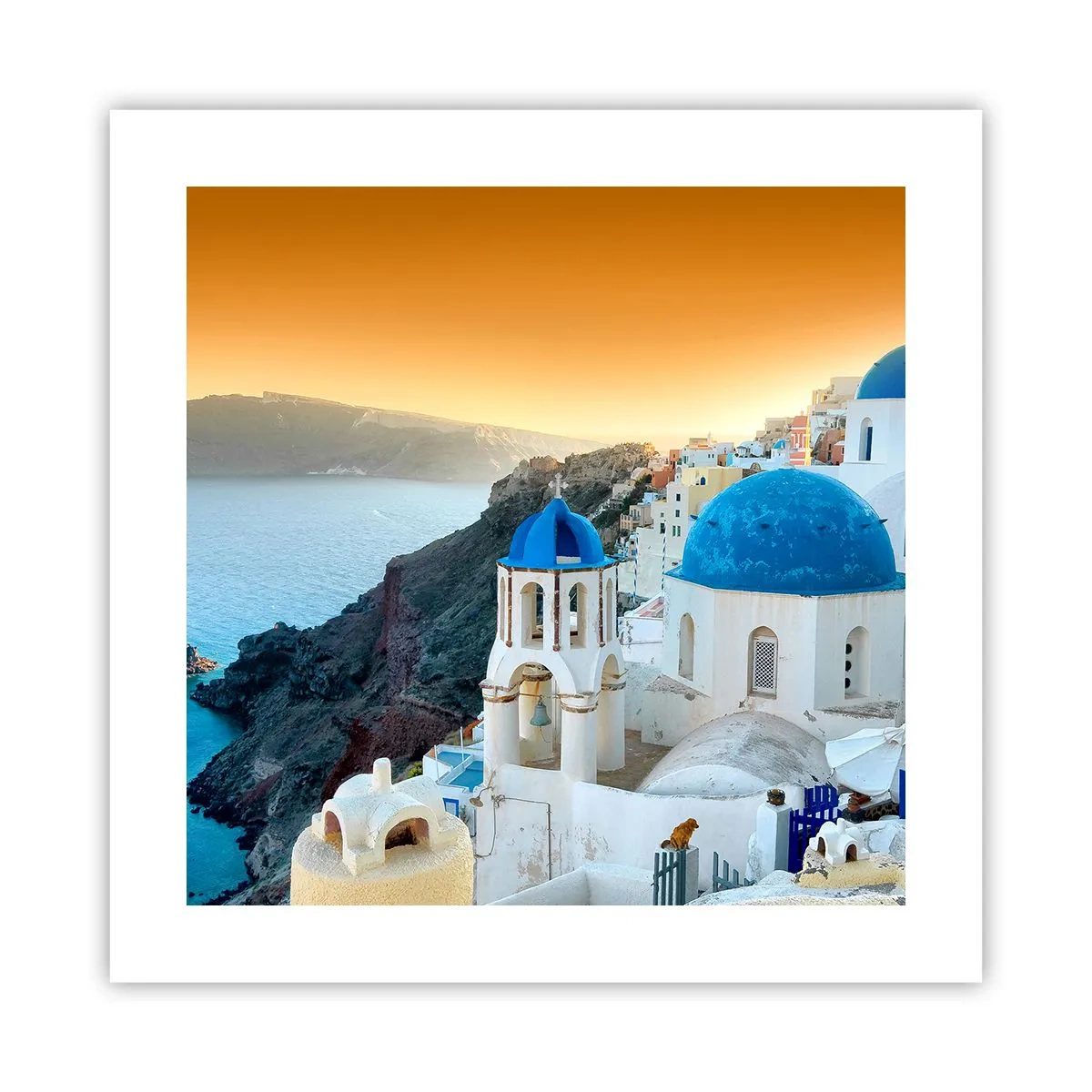 Plakát - Santorini - přitulené ke skalám - 40x40 cm