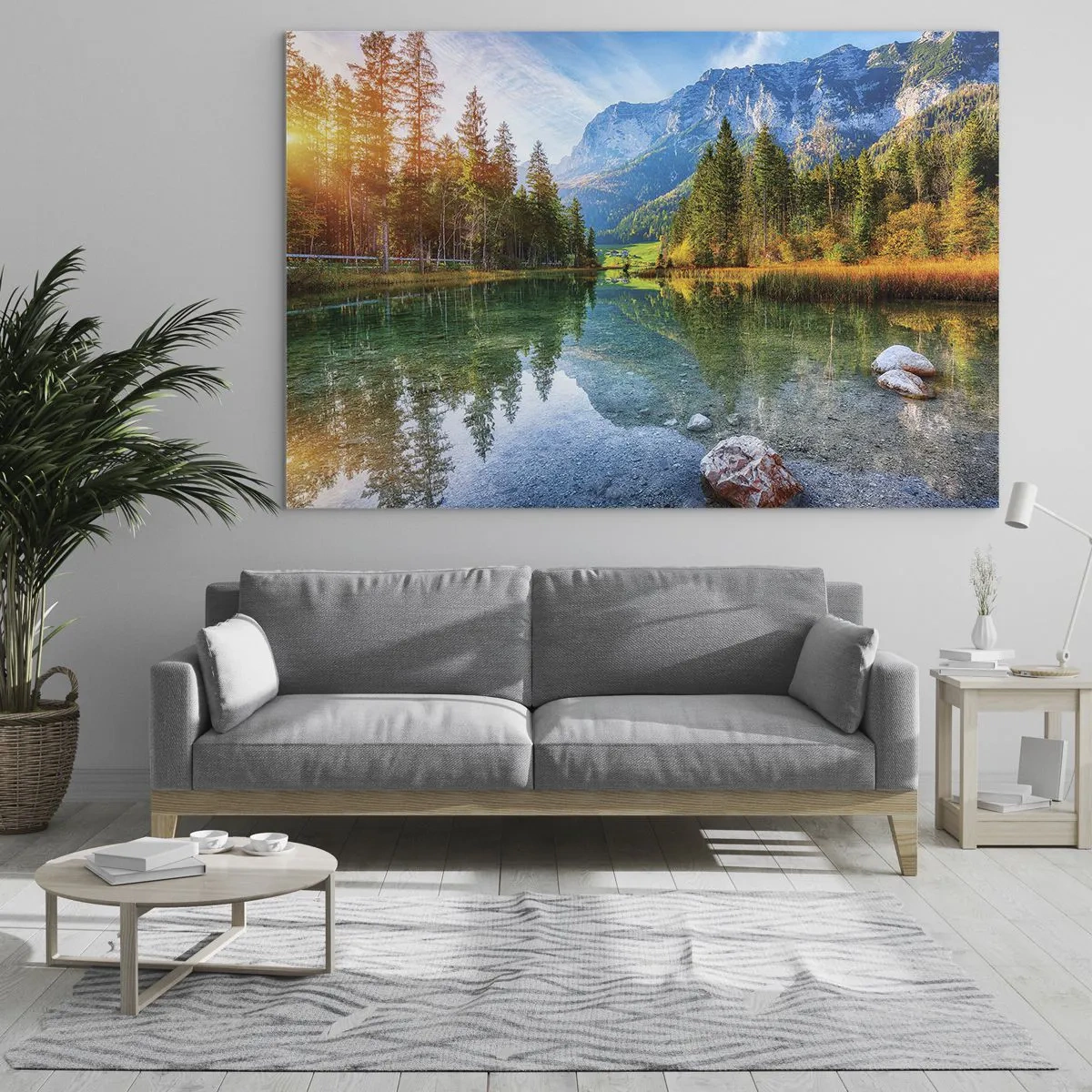 Obraz na skle - Horské jezero obklopené lesem a majestátními vrcholy - 70x50cm - Něžnost podzimu - Moderní nástěnná dekorace do obývacího pokoje a ložnice ARTTOR