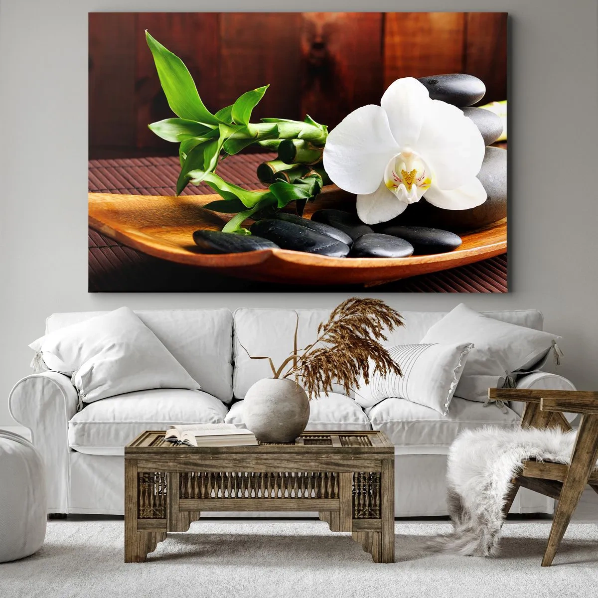 Obraz na plátně - Bílá orchidej s bambusem na kamenném pozadí v zenovém stylu - 70x50cm - Oddejte se doteku přírody - Moderní nástěnná dekorace do obývacího pokoje a ložnice ARTTOR