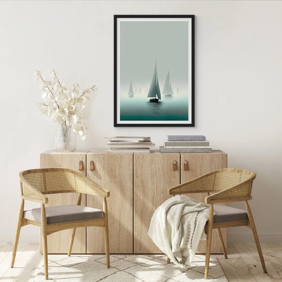 Plakát v černém rámu - Skupina plachetnic plujících po mlhavém moři, obklopených klidnými vodami. - 50x70cm - Postavený z mlhy - Moderní nástěnná dekorace do obývacího pokoje a ložnice ARTTOR