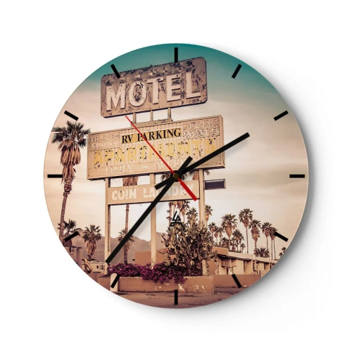Nástěnné hodiny - Retro motel cedule s palmami v pozadí na pouštní silnici - 30x30cm - Zde se zastavil čas - Moderní nástěnná dekorace do obývacího pokoje, kuchyně a ložnice ARTTOR